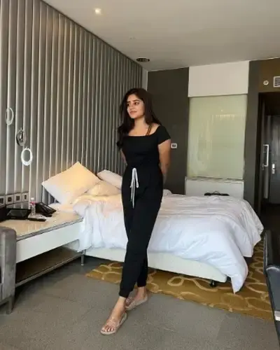 Call Girls Kompally Cash On Delivery